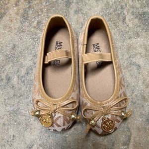 NWOT Michael Kors shoes size 5